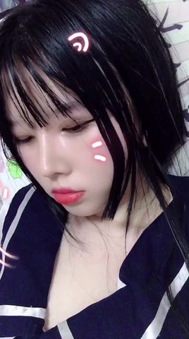 【69堂精品】福利姬白丝学生制服窄小阴道口红扑扑的脸蛋真想咬一口